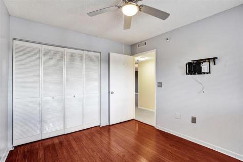 2334 S Cypress Bend Drive Pompano Beach FL 33069