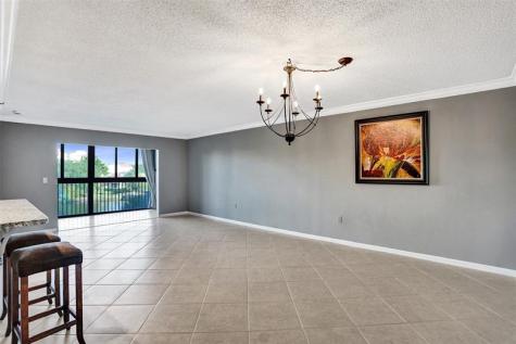 2334 S Cypress Bend Drive Pompano Beach FL 33069