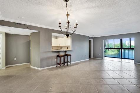 2334 S Cypress Bend Drive Pompano Beach FL 33069
