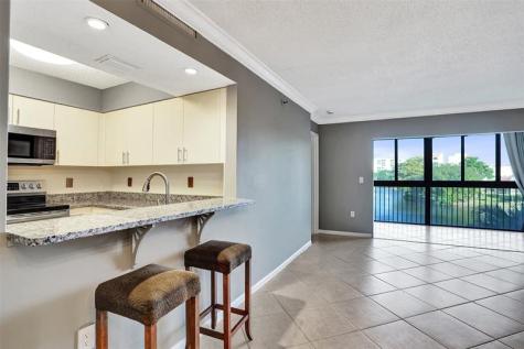 2334 S Cypress Bend Drive Pompano Beach FL 33069