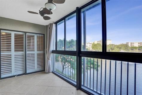 2334 S Cypress Bend Drive Pompano Beach FL 33069