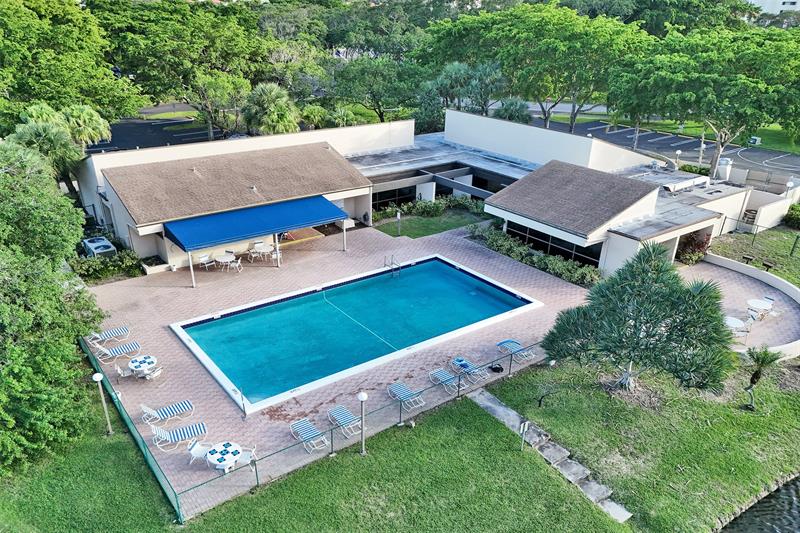 2334 S Cypress Bend Drive Pompano Beach FL 33069