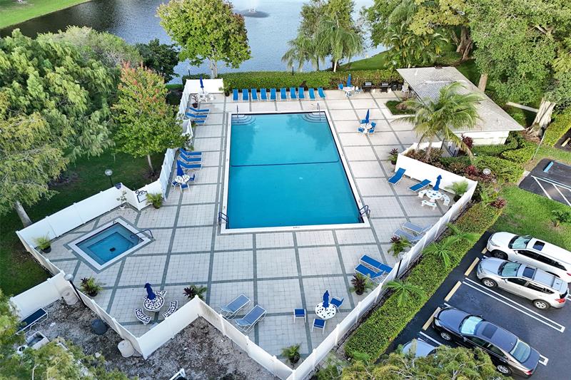 2334 S Cypress Bend Drive Pompano Beach FL 33069