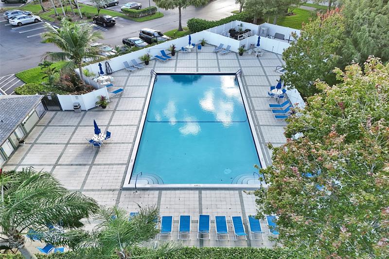 2334 S Cypress Bend Drive Pompano Beach FL 33069