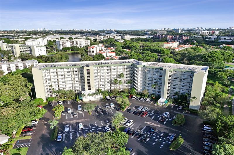 2334 S Cypress Bend Drive Pompano Beach FL 33069