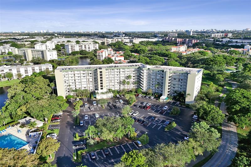 2334 S Cypress Bend Drive Pompano Beach FL 33069