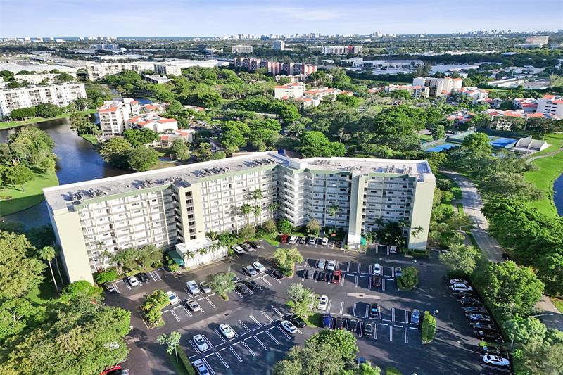 2334 S Cypress Bend Drive Pompano Beach FL 33069