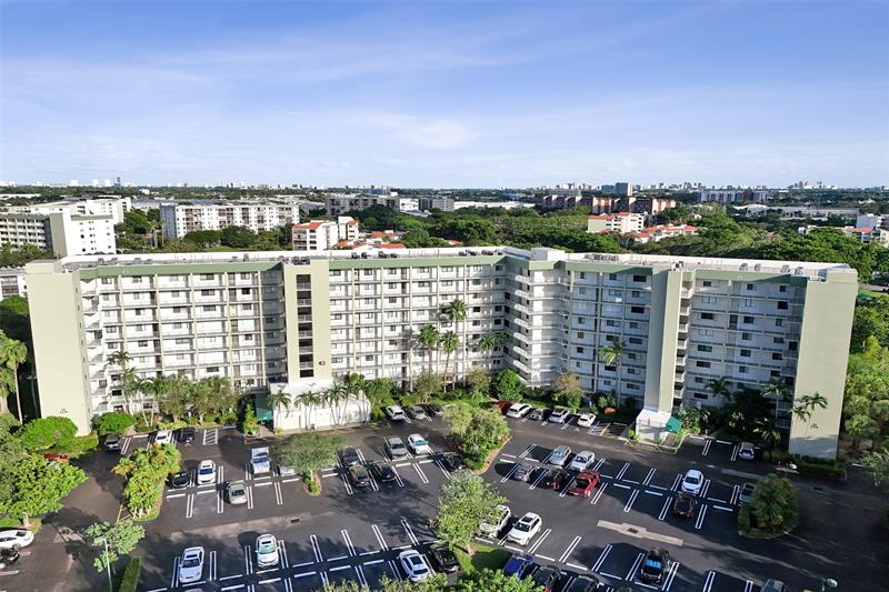 2334 S Cypress Bend Drive Pompano Beach FL 33069