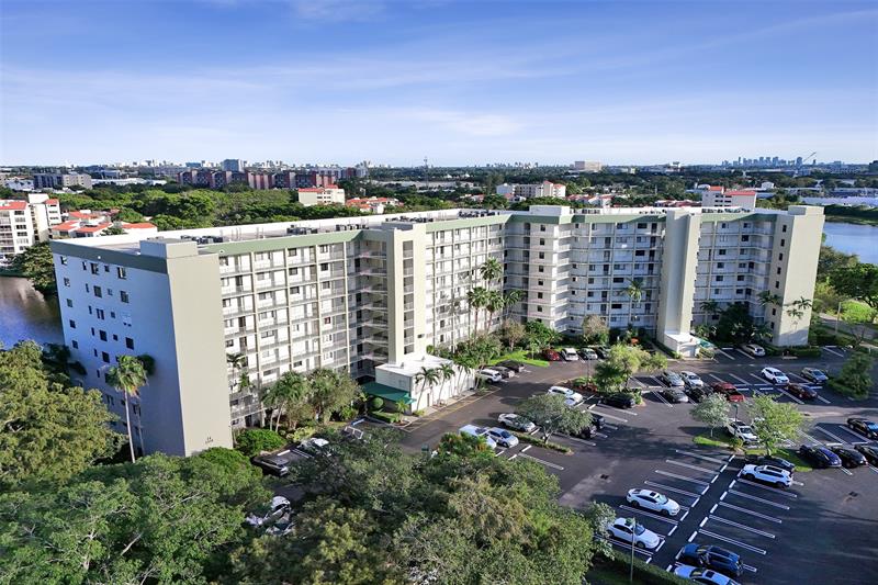 2334 S Cypress Bend Drive Pompano Beach FL 33069