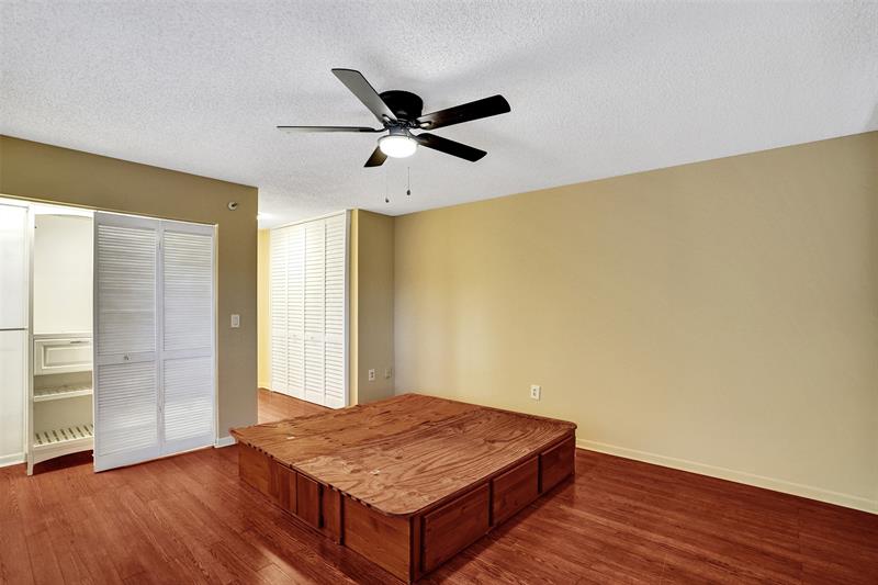 2334 S Cypress Bend Drive Pompano Beach FL 33069