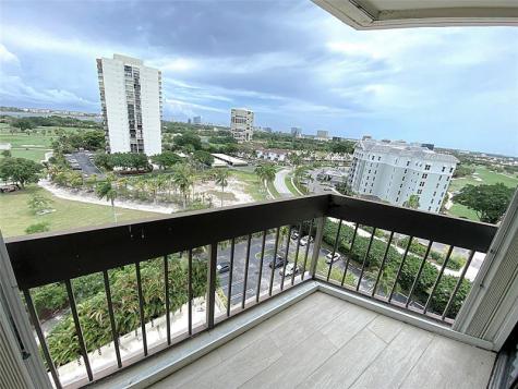 2400 Presidential Way West Palm Beach FL 33401