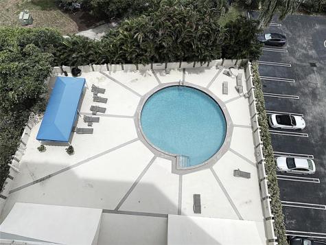 2400 Presidential Way West Palm Beach FL 33401