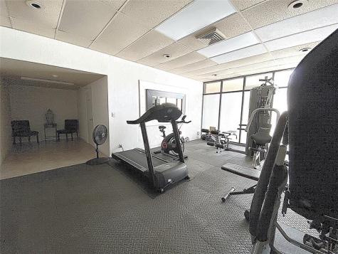 2400 Presidential Way West Palm Beach FL 33401