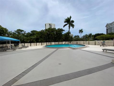 2400 Presidential Way West Palm Beach FL 33401