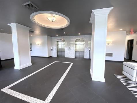 2400 Presidential Way West Palm Beach FL 33401