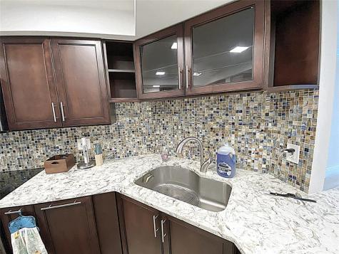 2400 Presidential Way West Palm Beach FL 33401