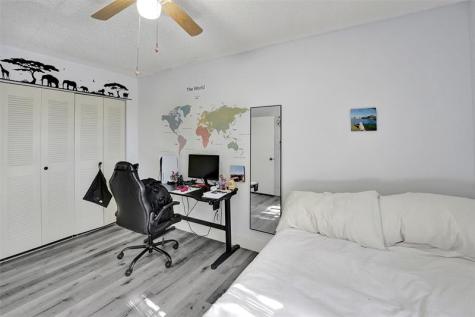 11970 NW 11th Street Pembroke Pines FL 33026
