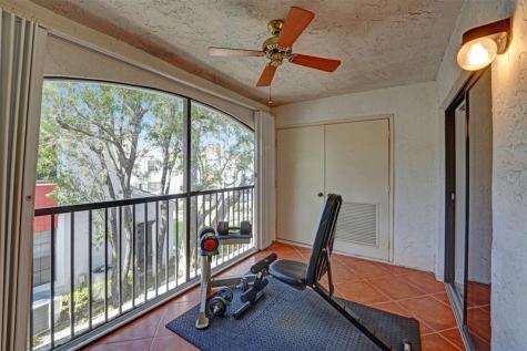 11970 NW 11th Street Pembroke Pines FL 33026