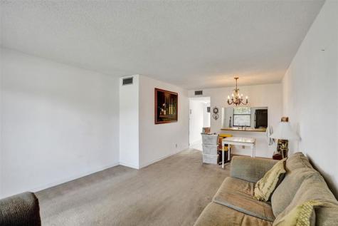 10434 Sunrise Lakes Boulevard Sunrise FL 33322