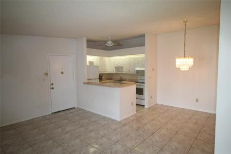 9728 S Belfort Circle Tamarac FL 33321