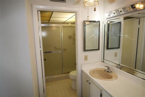 9728 S Belfort Circle Tamarac FL 33321