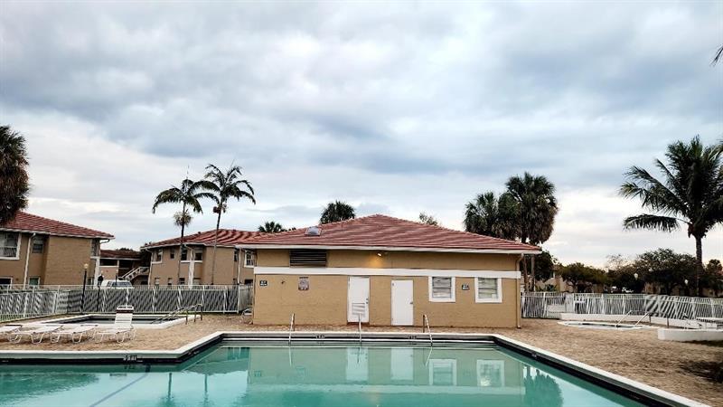 10234 Twin Lakes Drive Coral Springs FL 33071