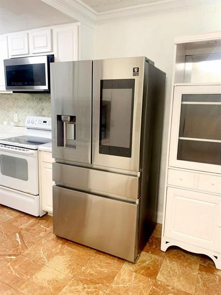 10234 Twin Lakes Drive Coral Springs FL 33071