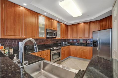 2633 NE 14th Avenue Wilton Manors FL 33334
