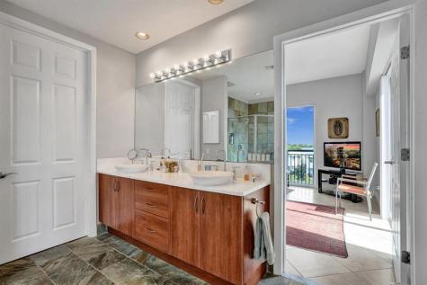 2633 NE 14th Avenue Wilton Manors FL 33334