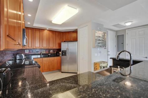 2633 NE 14th Avenue Wilton Manors FL 33334