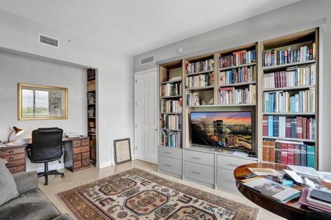 2633 NE 14th Avenue Wilton Manors FL 33334