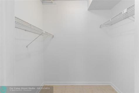 8960 S Hollybrook Boulevard Pembroke Pines FL 33025