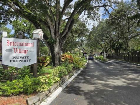 3760 Inverrary Drive Lauderhill FL 33319