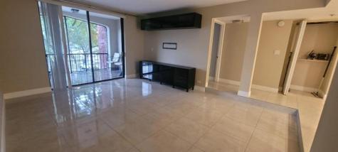 3760 Inverrary Drive Lauderhill FL 33319