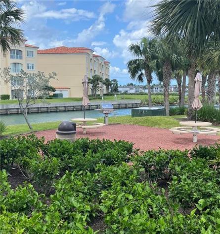 19 Harbour Isle Drive W Hutchinson Island FL 34949