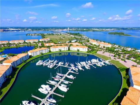 19 Harbour Isle Drive W Hutchinson Island FL 34949