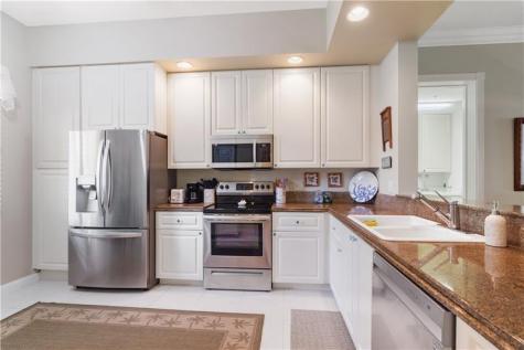 19 Harbour Isle Drive W Hutchinson Island FL 34949