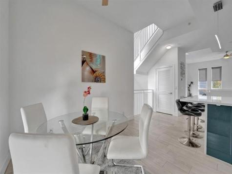 703 SE 16th Court Fort Lauderdale FL 33316