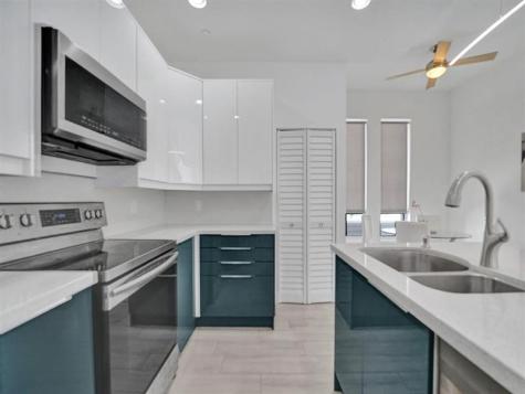 703 SE 16th Court Fort Lauderdale FL 33316