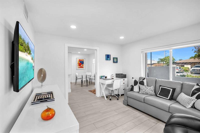 13725 Via Aurora Delray Beach FL 33484