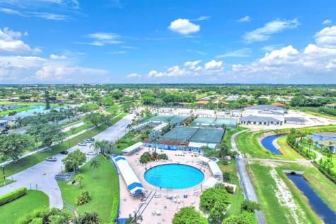 13725 Via Aurora Delray Beach FL 33484