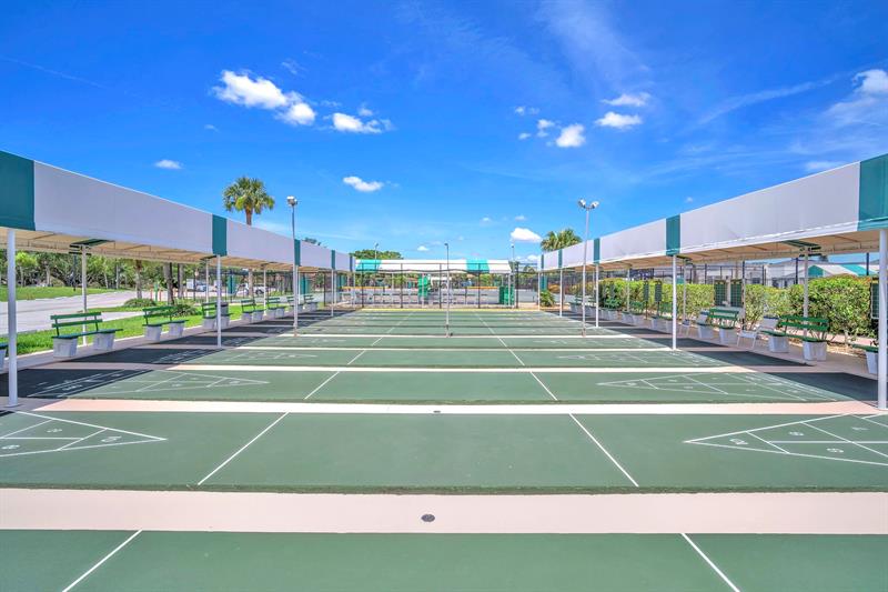 13725 Via Aurora Delray Beach FL 33484