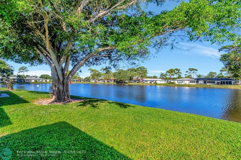 5325 Privet Place Delray Beach FL 33484