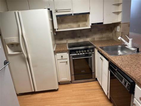 3083 N Oakland Forest Drive Oakland Park FL 33309