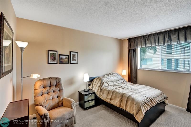 32 Colonial Club Drive Boynton Beach FL 33435