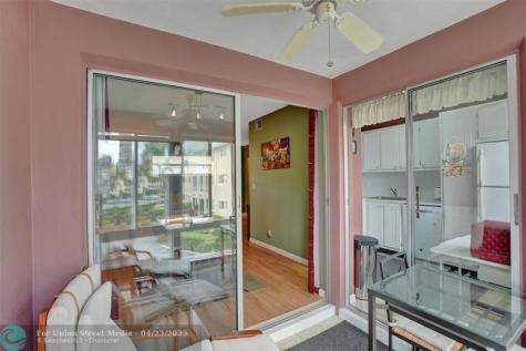 32 Colonial Club Drive Boynton Beach FL 33435