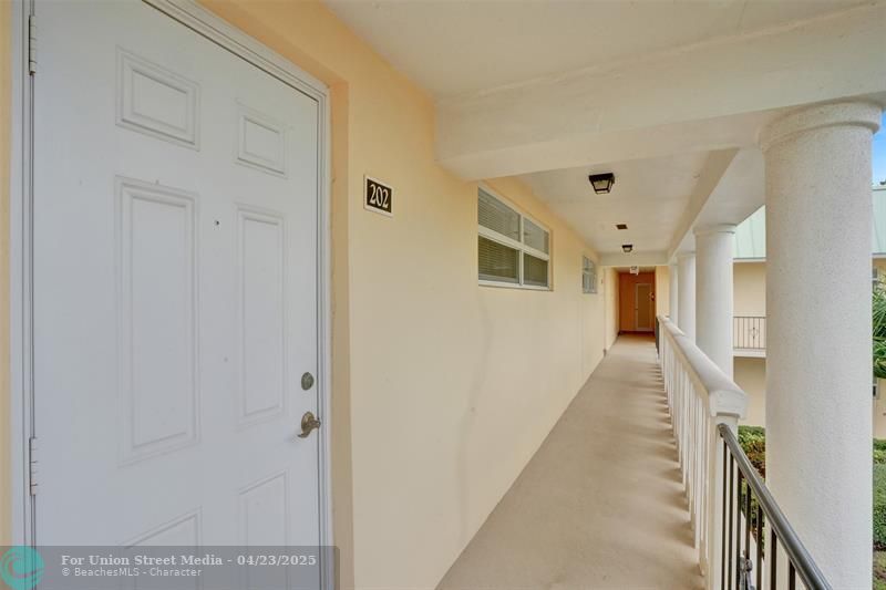 32 Colonial Club Drive Boynton Beach FL 33435