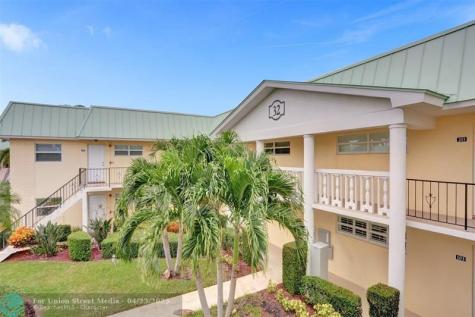 32 Colonial Club Drive Boynton Beach FL 33435