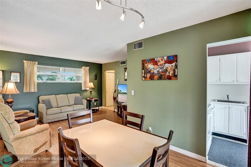 32 Colonial Club Drive Boynton Beach FL 33435