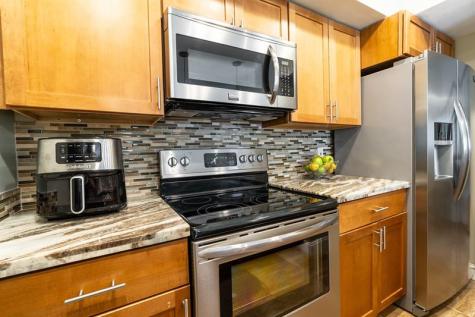 658 Kensington Place Wilton Manors FL 33305